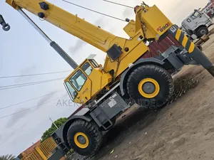 Tokunbo 4x4 Crane 90ton