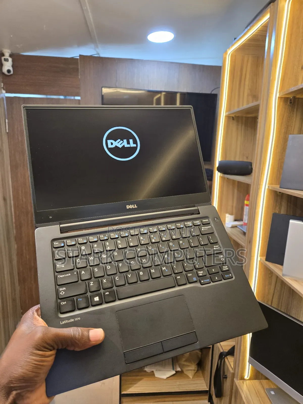 Laptop Dell Latitude 13 7370 8GB Intel Core M3 SSD 256GB