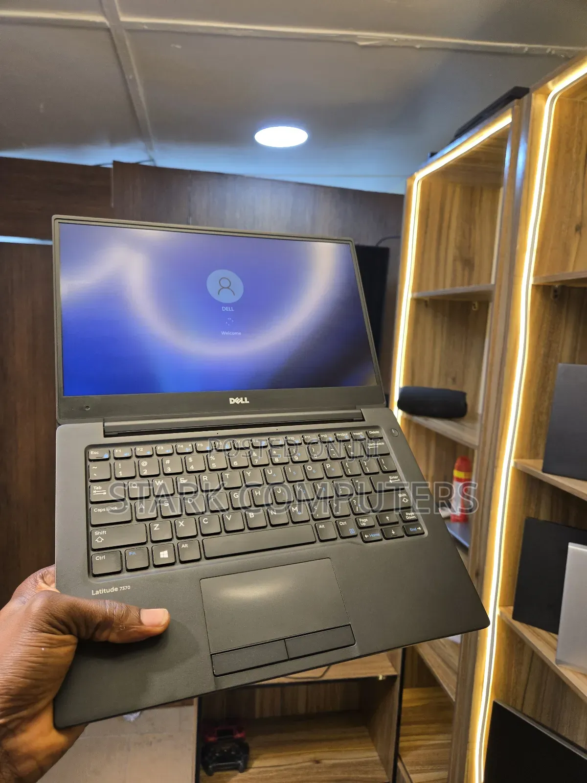 Laptop Dell Latitude 13 7370 8GB Intel Core M3 SSD 256GB