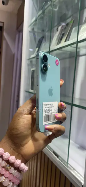 Apple iPhone 16 128 GB Green