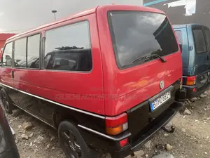 Volkswagen Transporter 2002 Red