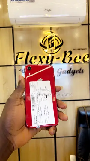Apple iPhone XR 128 GB Red