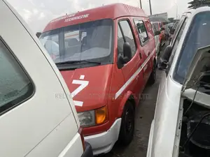 Ford Transit 2002 Red