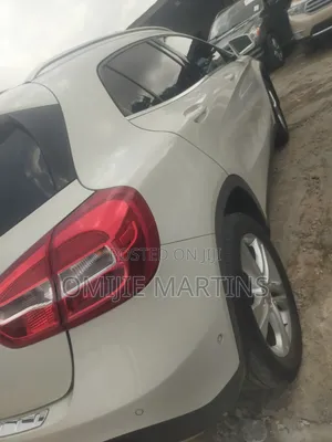 Mercedes-Benz CLA-Class 2016 White