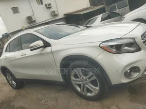 Mercedes-Benz CLA-Class 2016 White