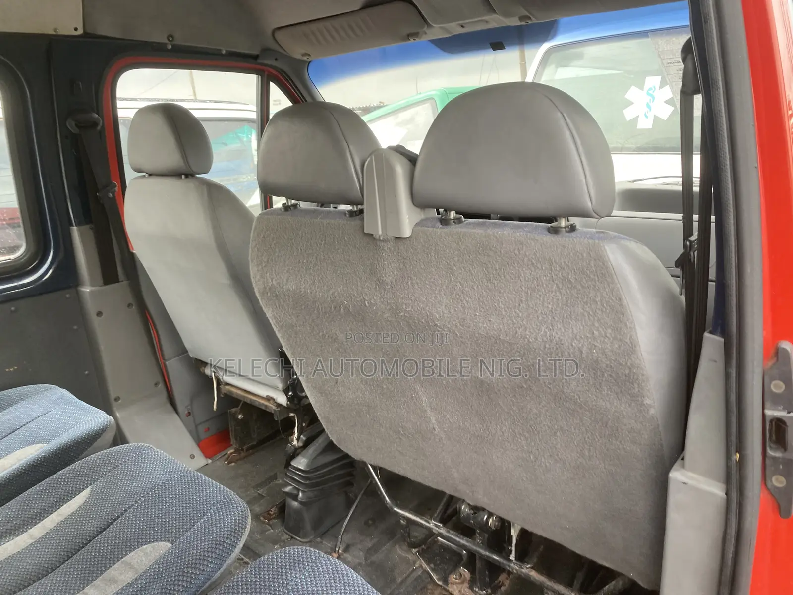 Ford Transit 2002 Red