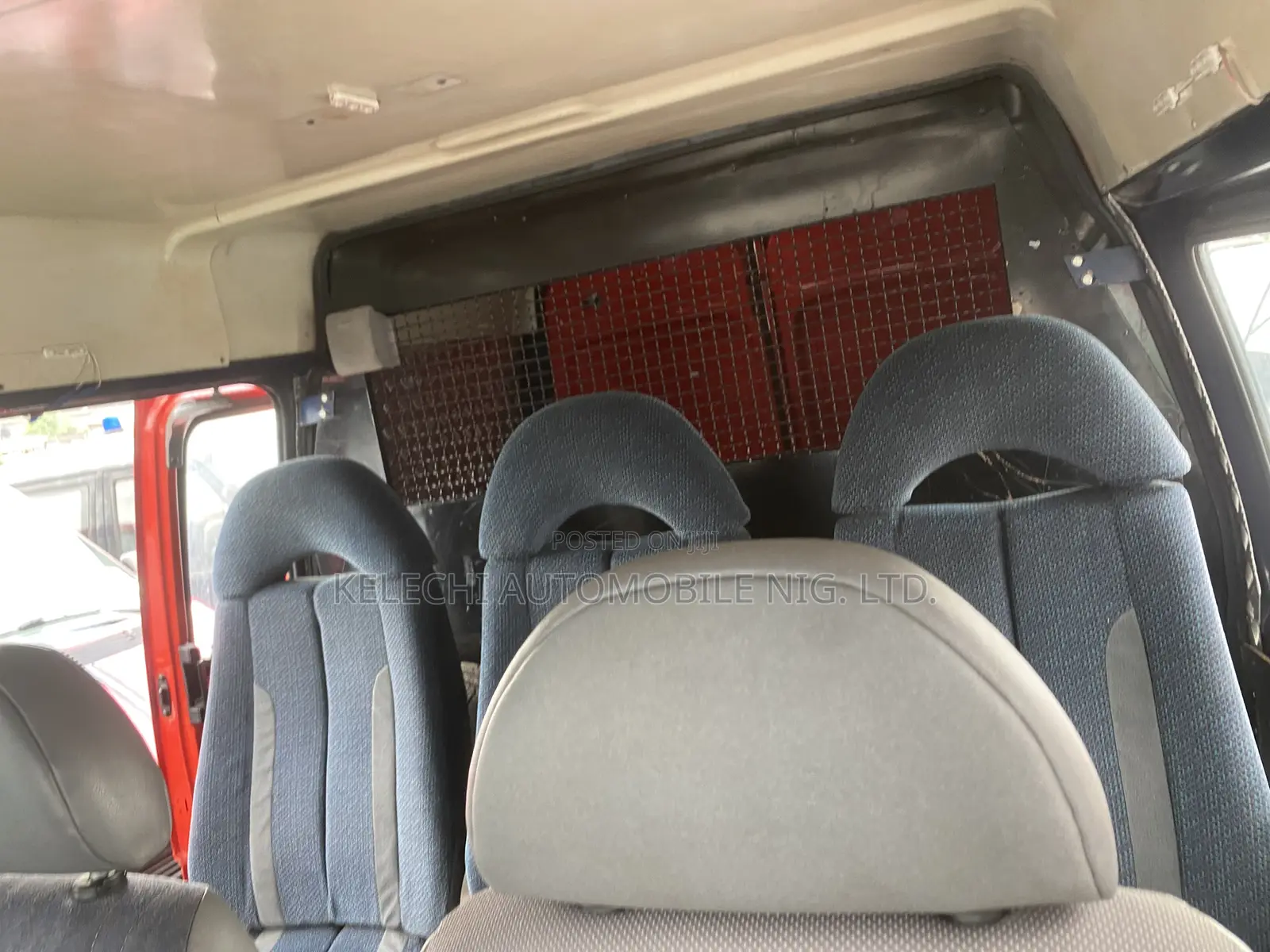 Ford Transit 2002 Red