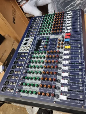Yamaha Mixer 16chanels