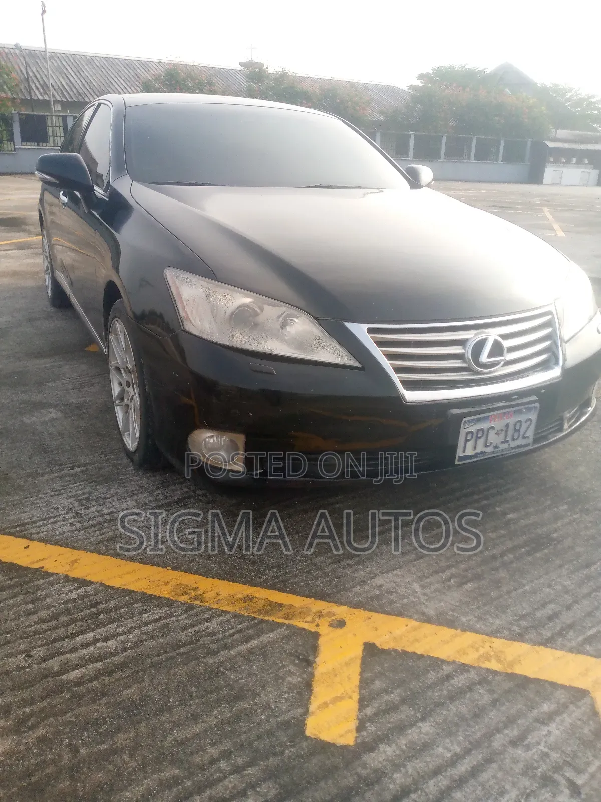 Lexus ES 2012 Black