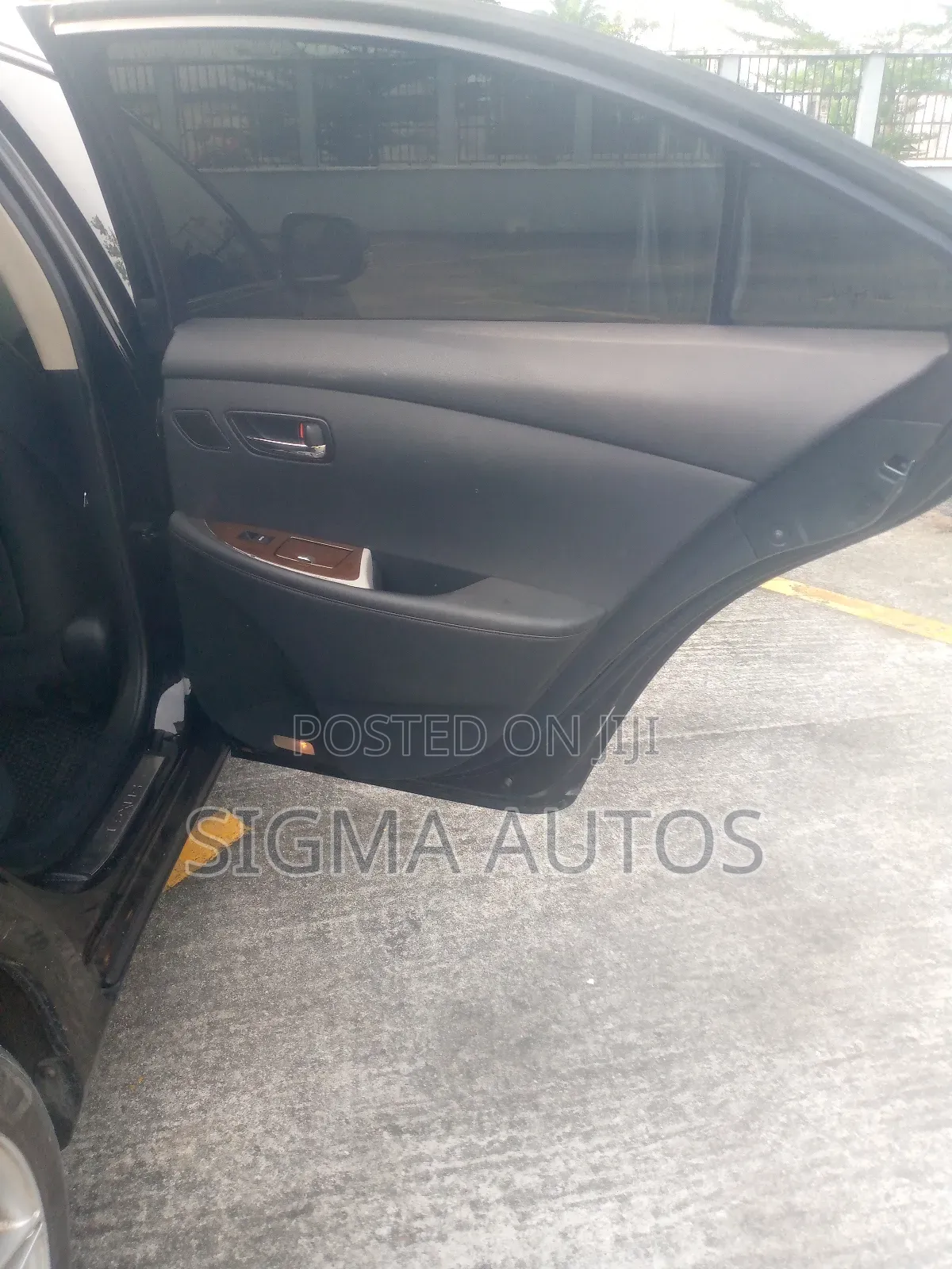 Lexus ES 2012 Black