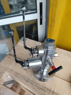 Block and Bleed Valve Stainless Steel 3/4 X 2500