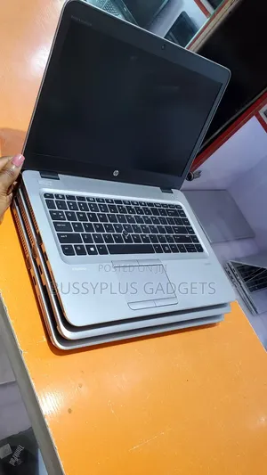 Laptop HP EliteBook 820 G3 8GB Intel Core I5 SSD 256GB