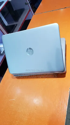 Laptop HP EliteBook 820 G3 8GB Intel Core I5 SSD 256GB
