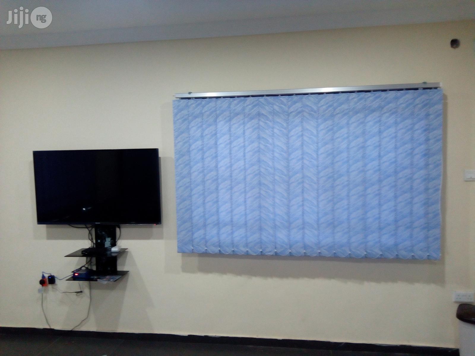 Window Blind Curtains Services Interior