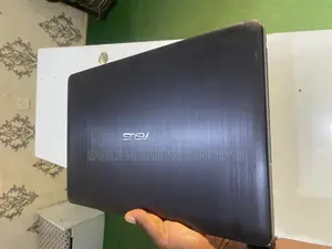 Laptop Asus X450LA 4GB Intel Core i3 HDD 500GB