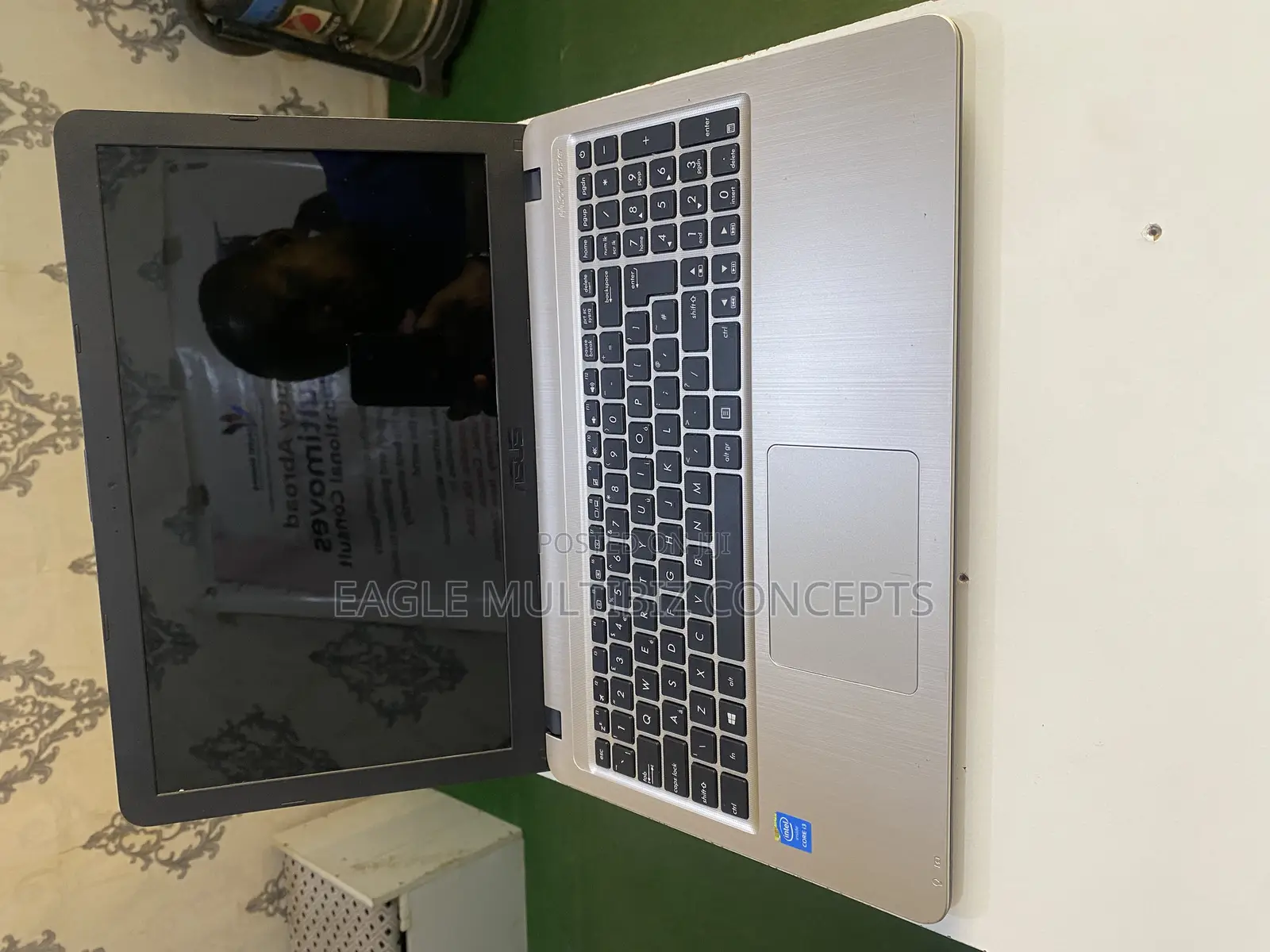 Laptop Asus X450LA 4GB Intel Core i3 HDD 500GB