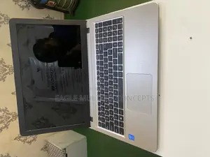 Laptop Asus X450LA 4GB Intel Core i3 HDD 500GB