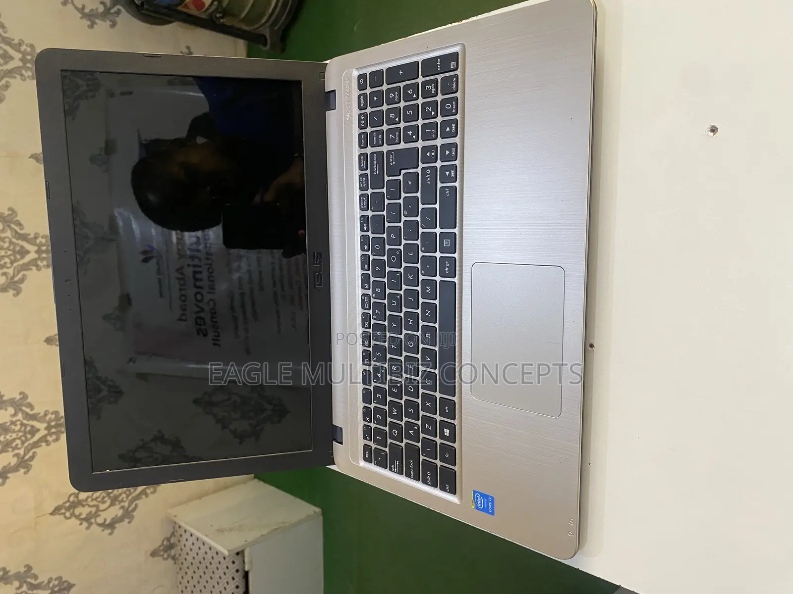 Laptop Asus X450LA 4GB Intel Core i3 HDD 500GB