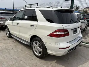 Mercedes-Benz M Class ML400 4MATIC 4dr SUV AWD (3.0L 6cyl Turbo 7A)