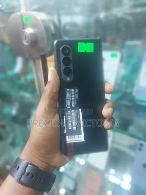 Samsung Galaxy Z Fold 3 256 GB Black