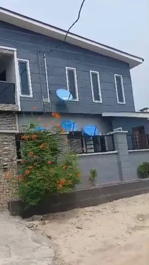 Furnished 3bdrm House in Warri for sale