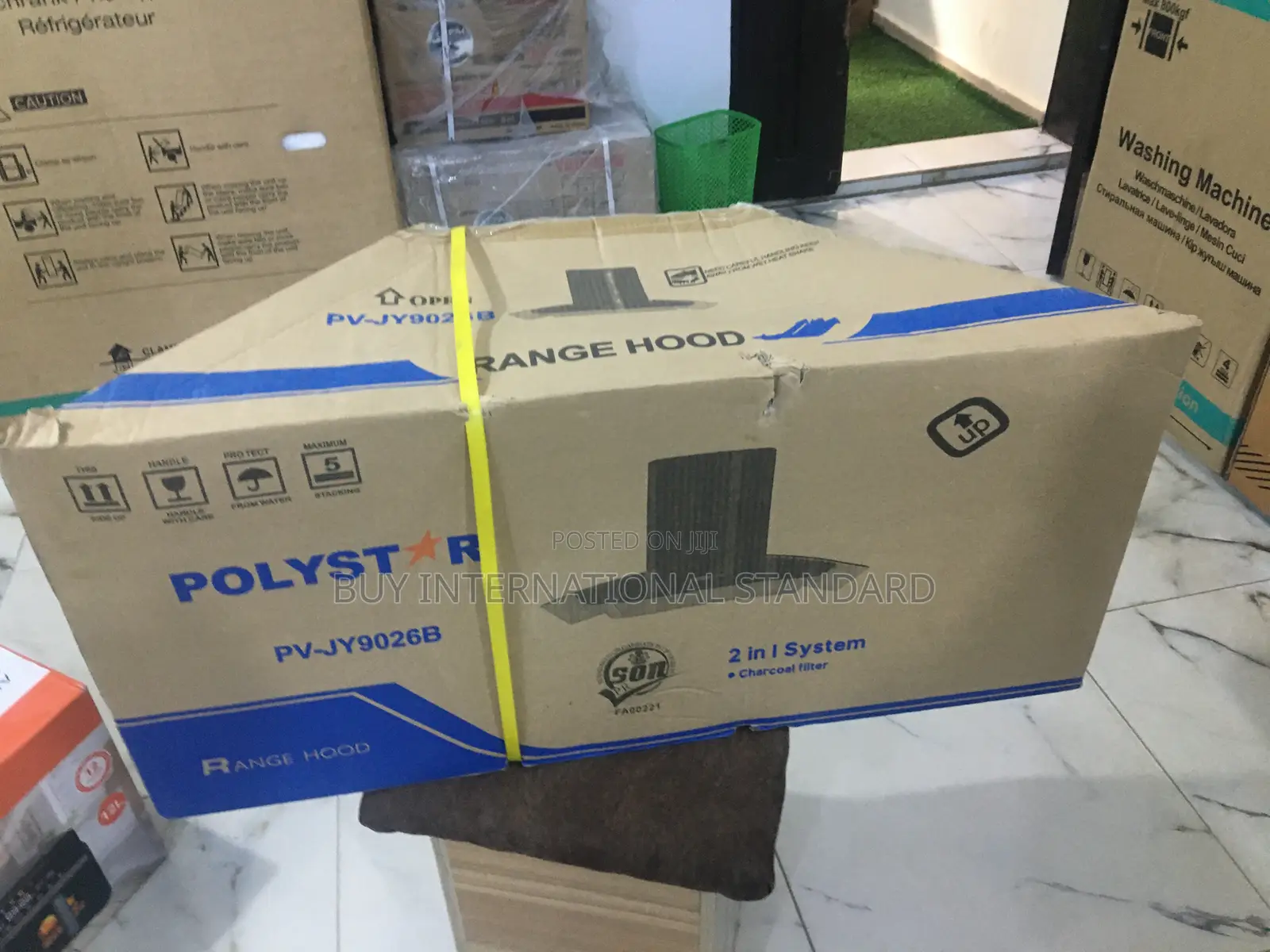 Polystar Rangehood – With Carbon Filter Lamps Included