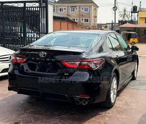 Toyota Camry SE 2023 Black