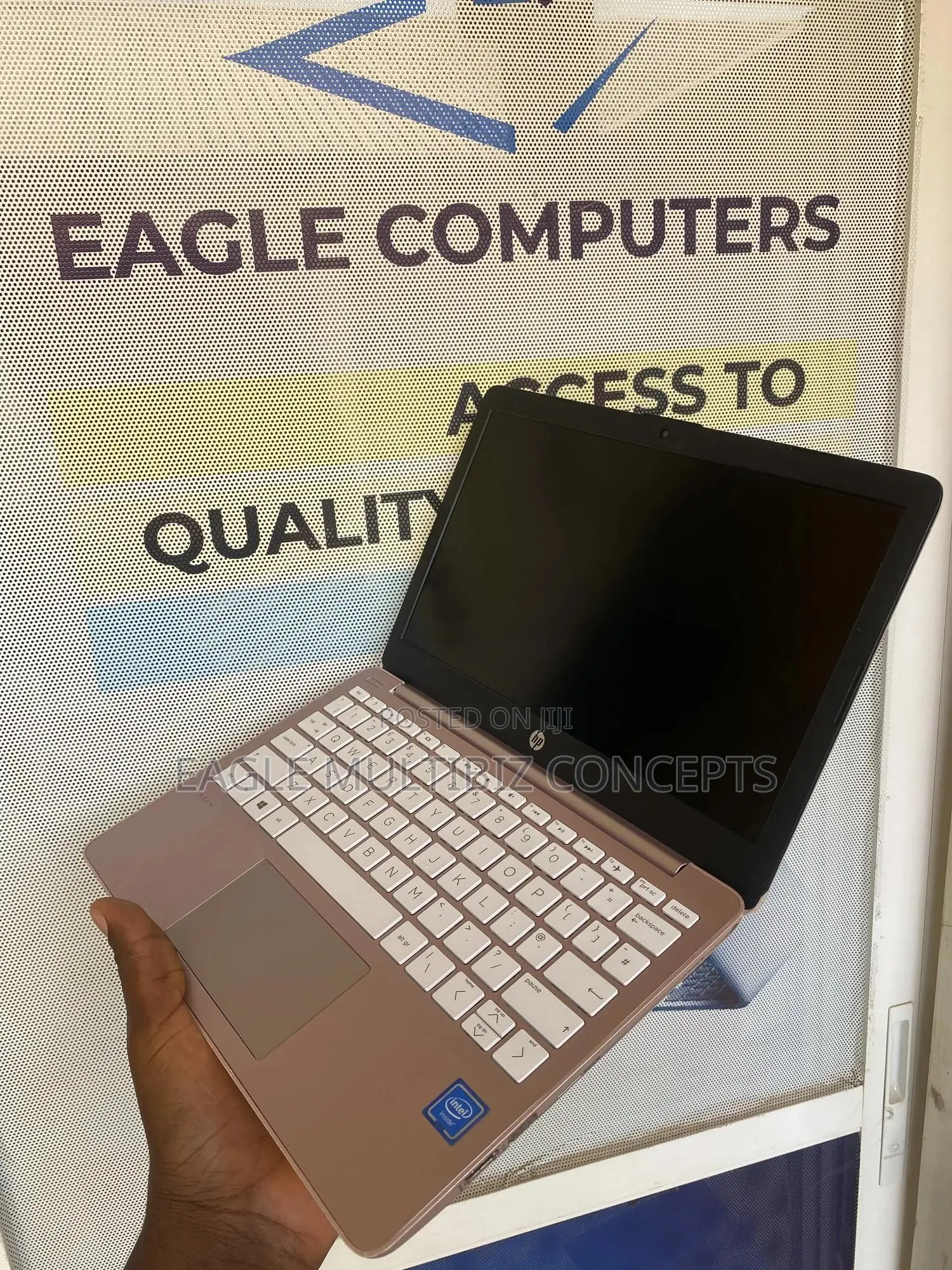 Laptop HP Stream 11 2GB Intel Celeron SSD 32GB