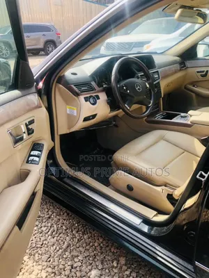 Mercedes-Benz E350 Base 4dr 4Matic Sedan AWD (3.5L 6cyl 7A) 2012 Black
