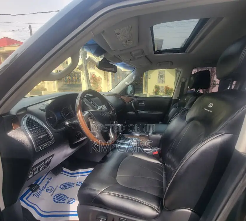 Infiniti QX56 2011 Black