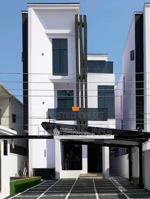 5bdrm Duplex in Lekki Phase 1 for sale