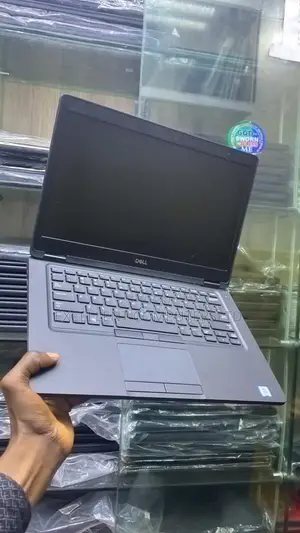 Laptop Dell Latitude 5480 8GB Intel Core I5 SSD 256GB