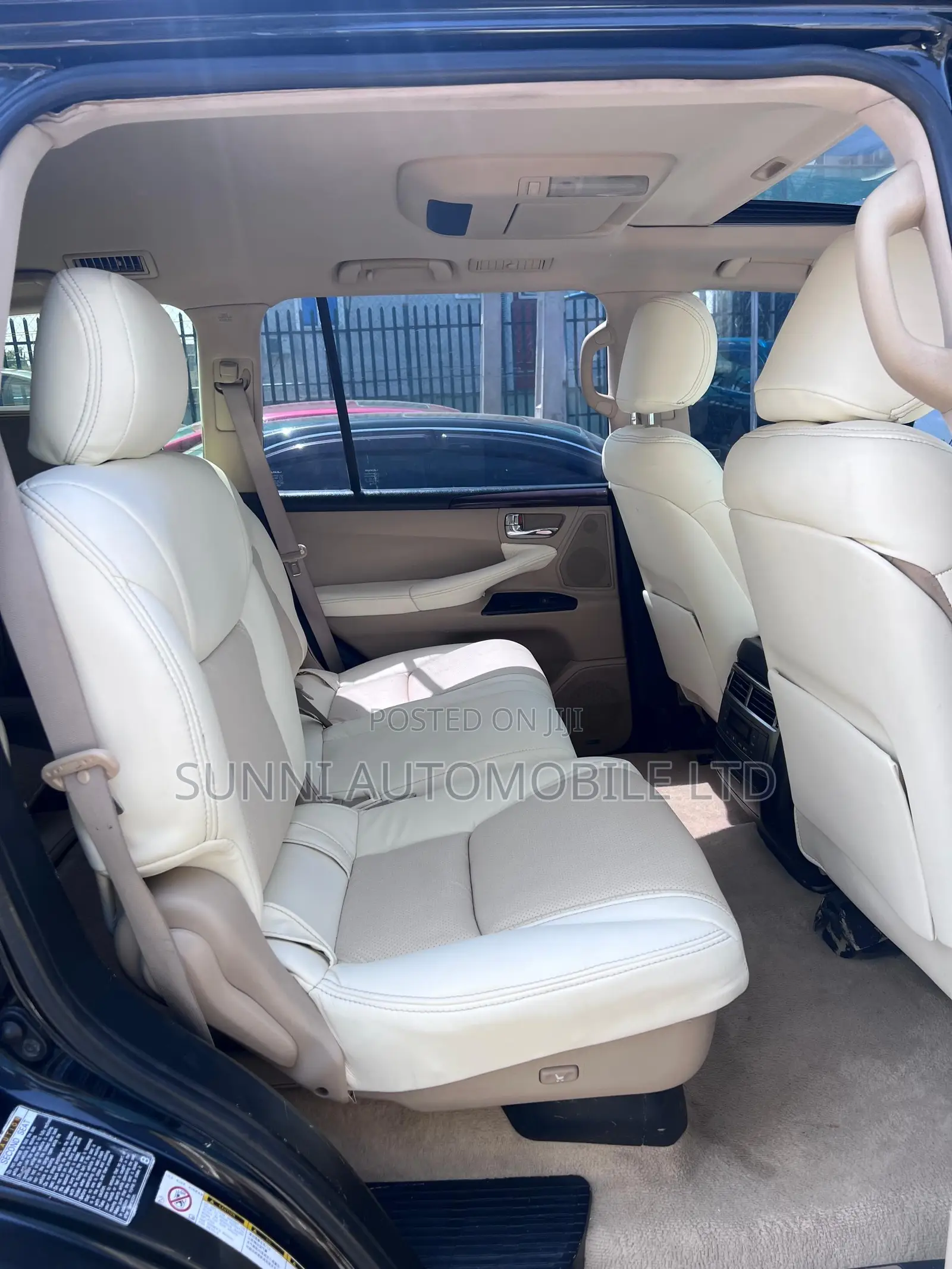 Lexus LX 570 2010 Black