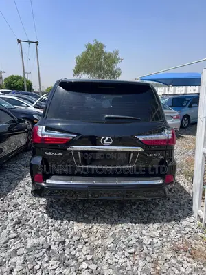 Lexus LX 570 2010 Black