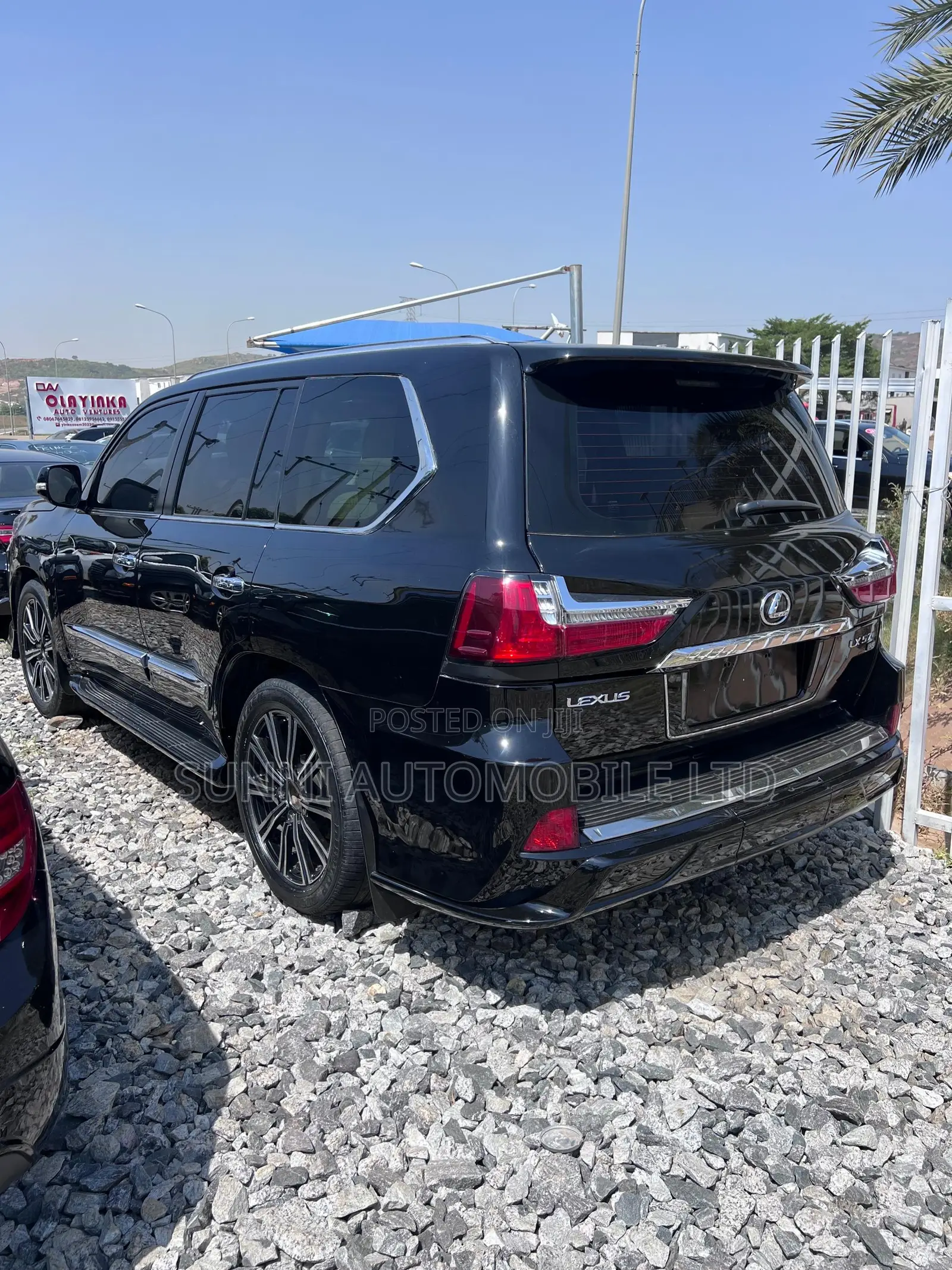 Lexus LX 570 2010 Black