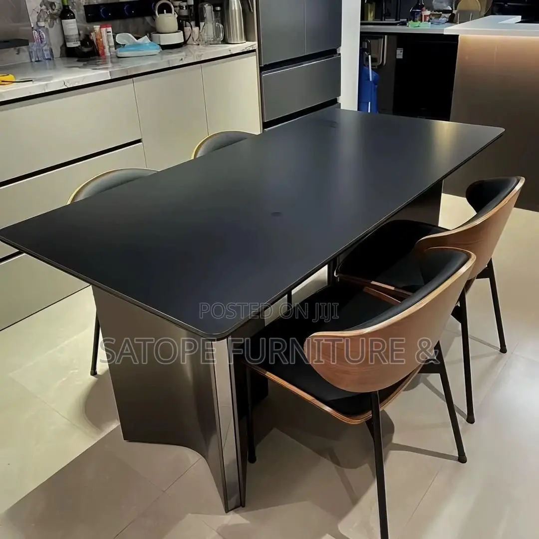 Simple Luxury Dining Set