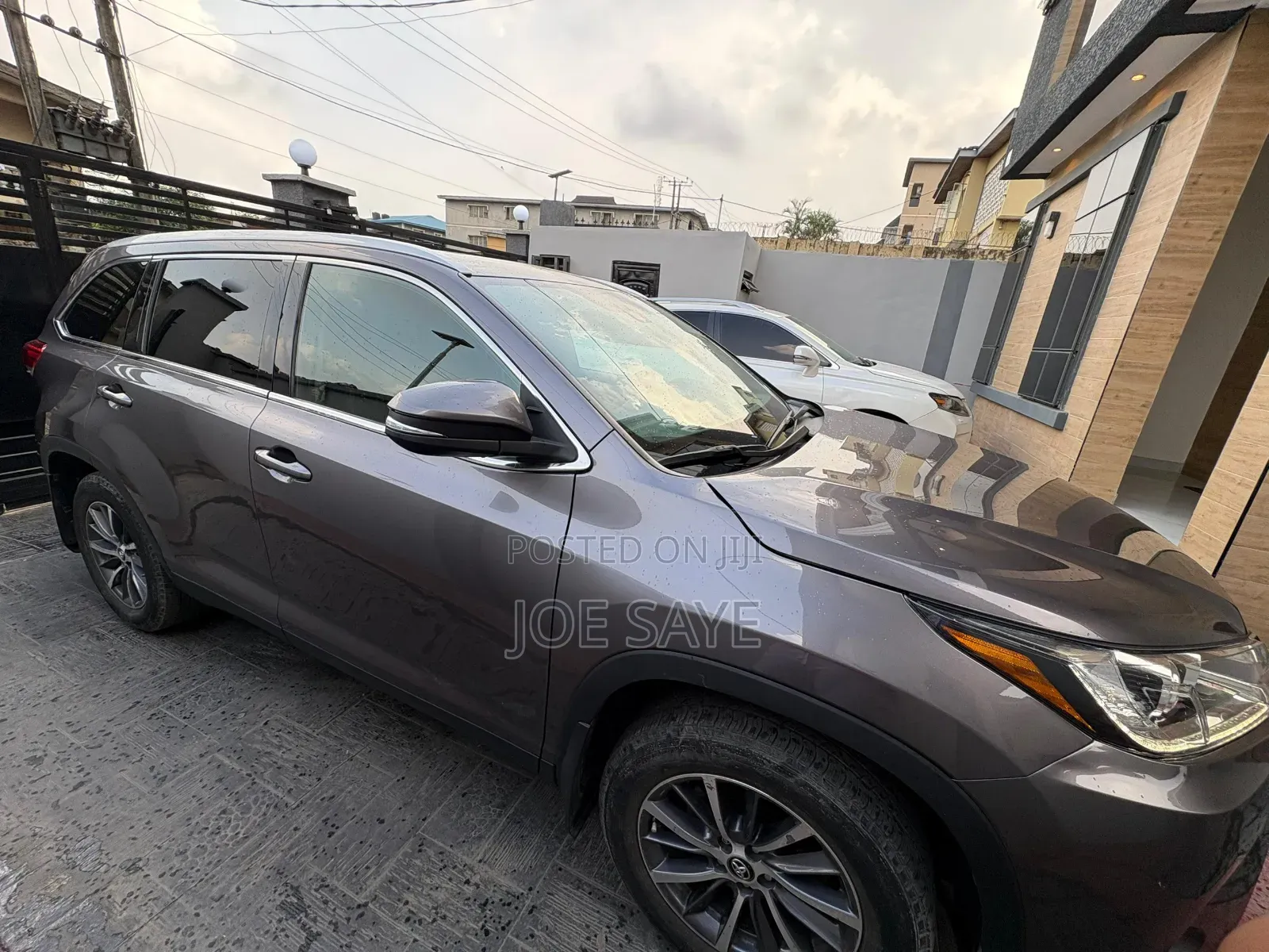 Toyota Highlander XLE 2019 Gray
