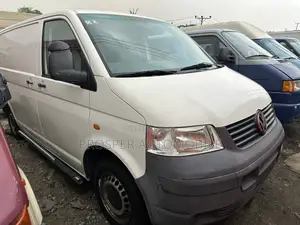 Volkswagen Transporter 2013 White