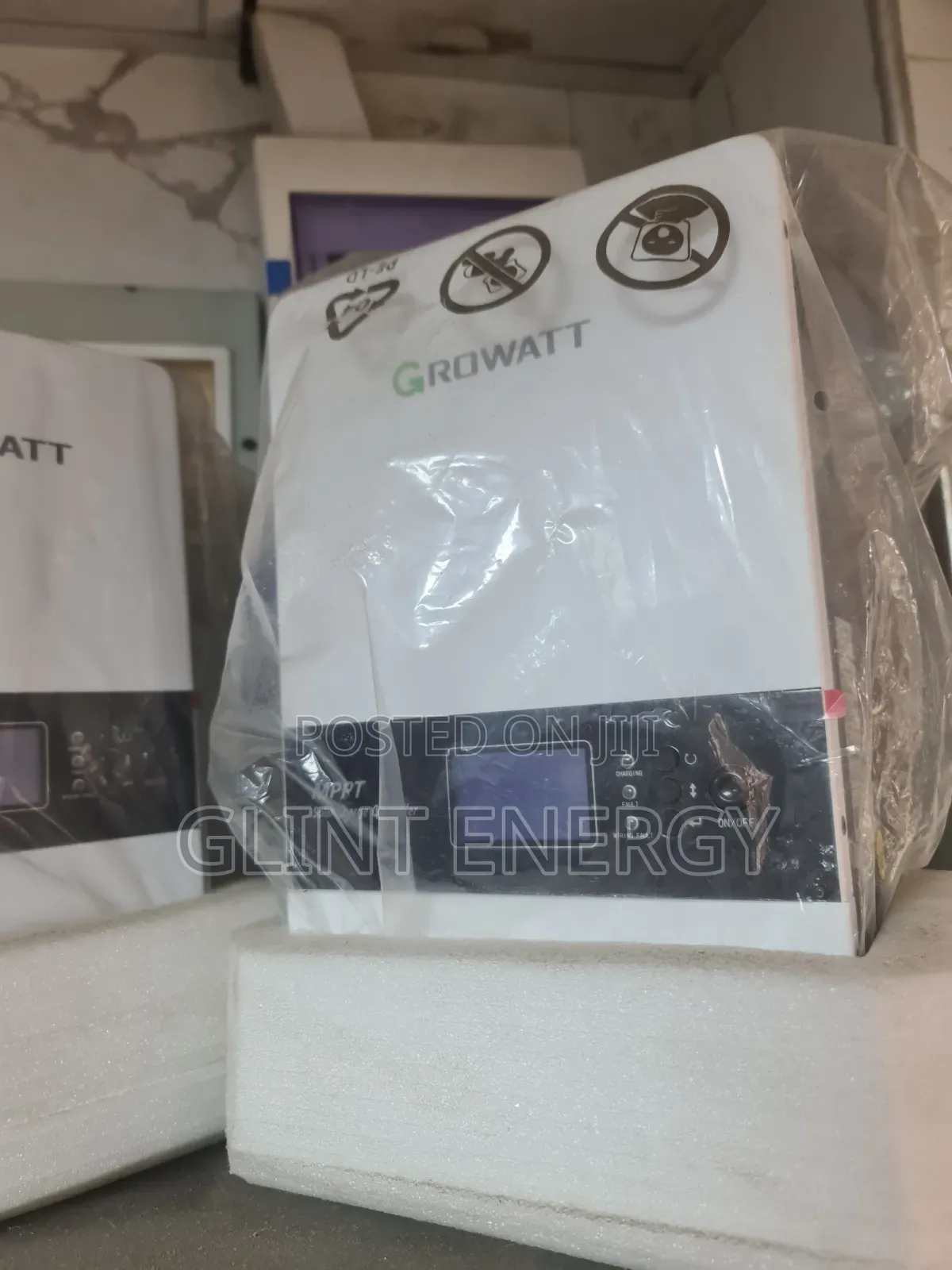 120ah  48v Glowatt Charge Controller