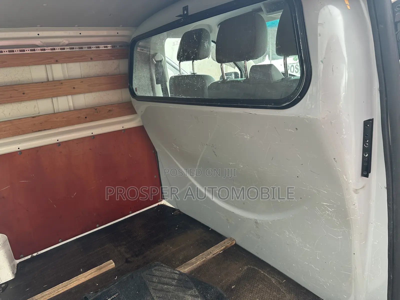 Volkswagen Transporter 2013 White