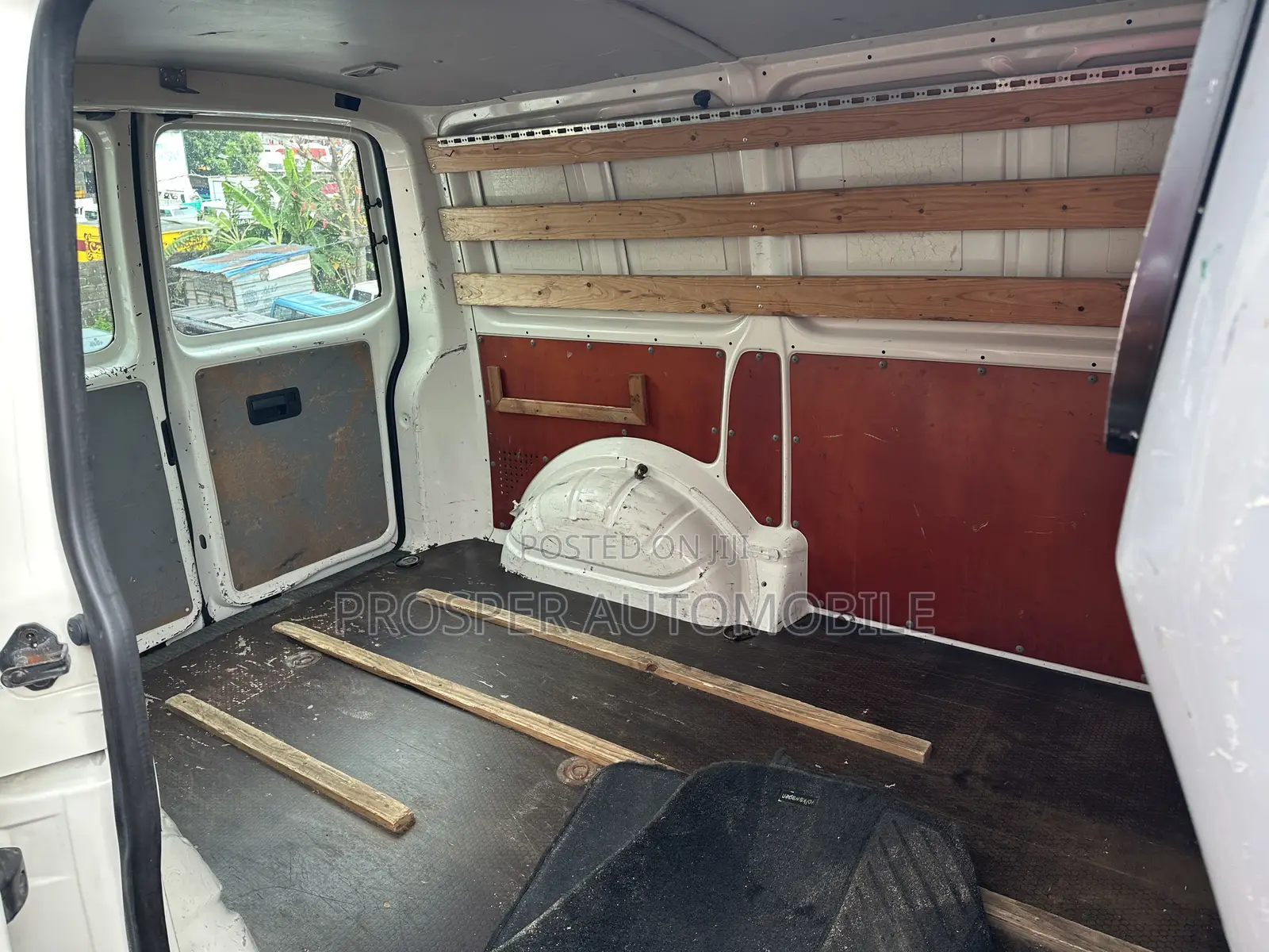 Volkswagen Transporter 2013 White