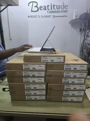 New Laptop Microsoft Surface Laptop Studio 2 32GB Intel Core I7 SSD 1T