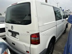 Volkswagen Transporter 2013 White