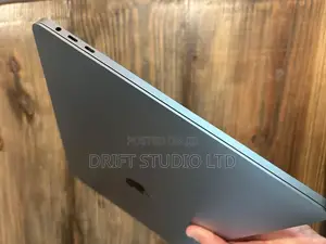 Laptop Apple MacBook Pro 2019 32GB Intel Core i7 SSD 512GB