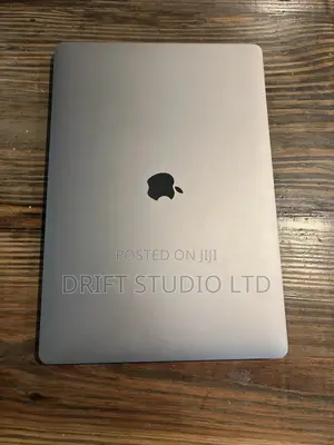 Laptop Apple MacBook Pro 2019 32GB Intel Core i7 SSD 512GB