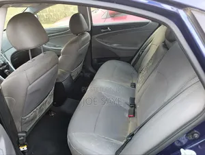 Hyundai Sonata Limited 2.0T Sedan (2.0L 4cyl 6A) 2013 Blue