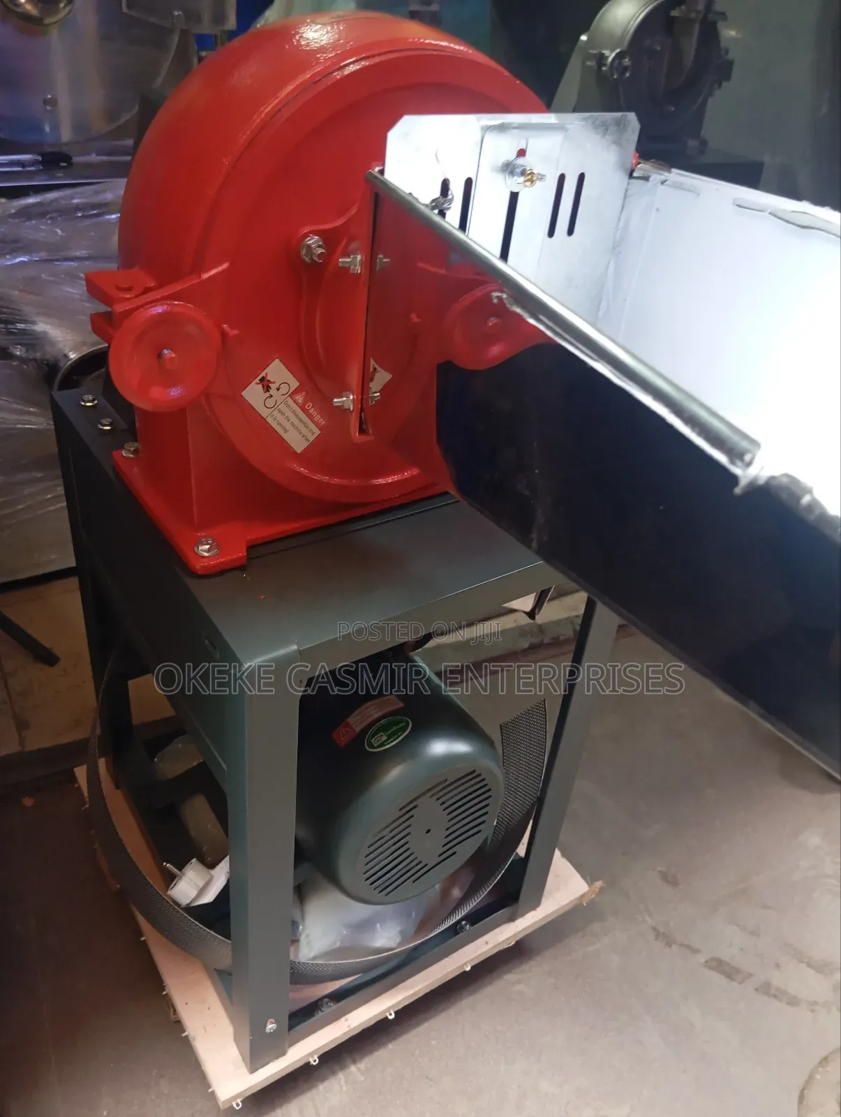 Hammer Mill Crusher Machine