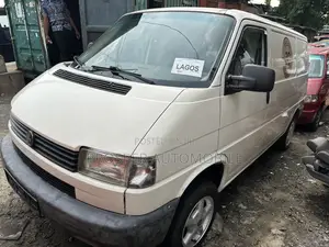 Volkswagen Transporter 2005 White