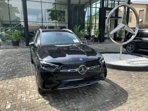 New Mercedes-Benz GLC-Class GLC 300 4MATIC AWD 2025 Black