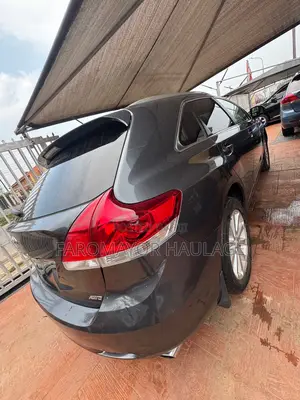 Toyota Venza 2011 Gray
